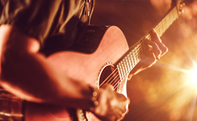 LIVE MUSIC